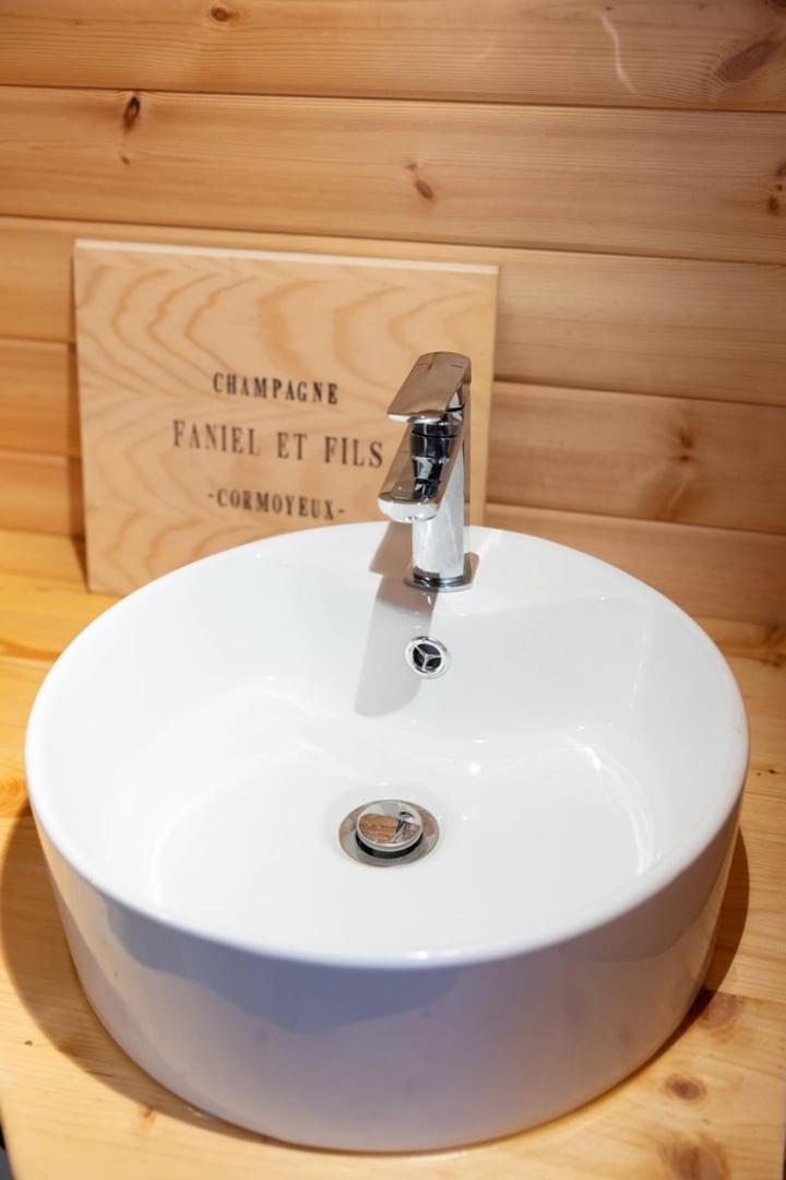 Experience Insolite : Tonneau Merveilleux Cormoyeux 外观 照片